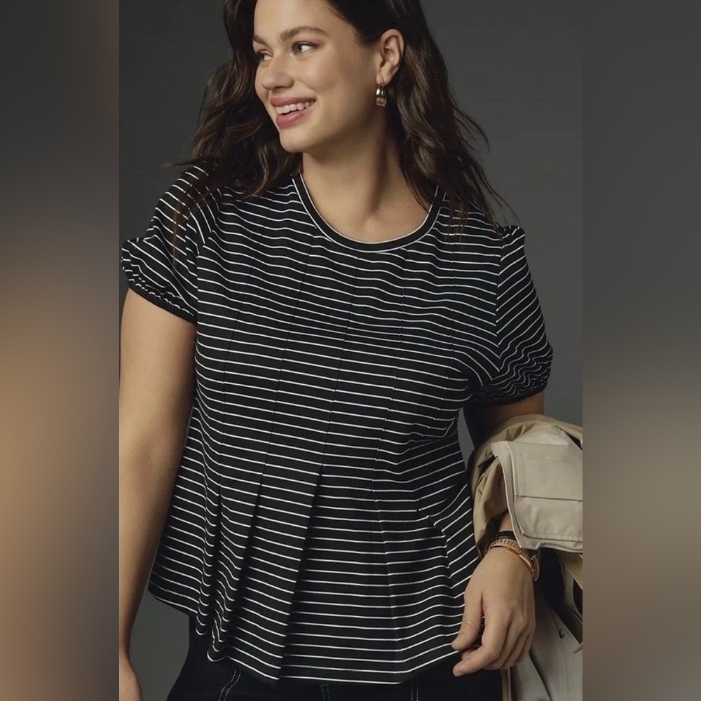 Maeve Anthropologie Black and White Striped Peplum Hem Short Sleeve Size Small